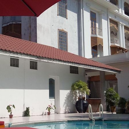 Yuzana Garden Hotel Yangon Exterior foto
