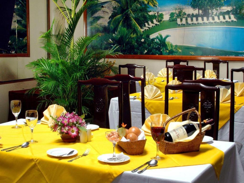 Yuzana Garden Hotel Yangon Exterior foto