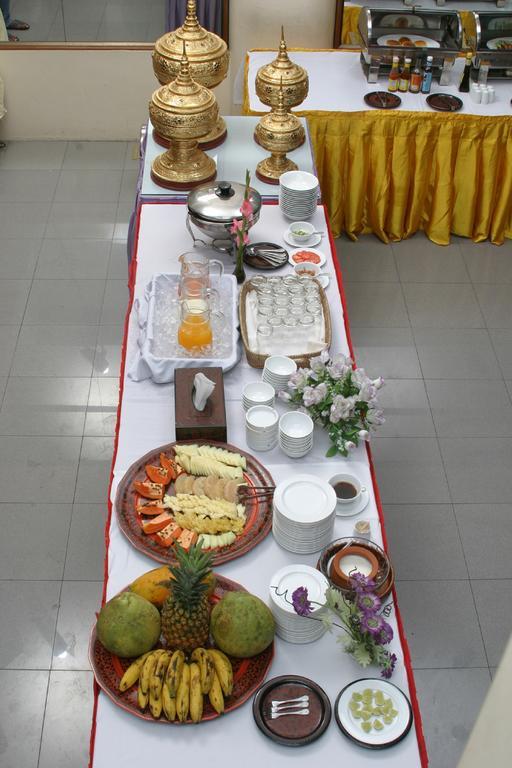 Yuzana Garden Hotel Yangon Exterior foto